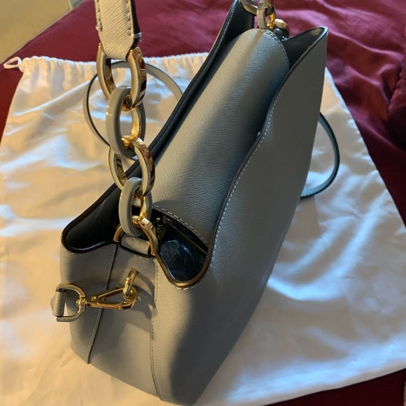 Brand new Authentic Michael kors bag - Picture 2 of 10